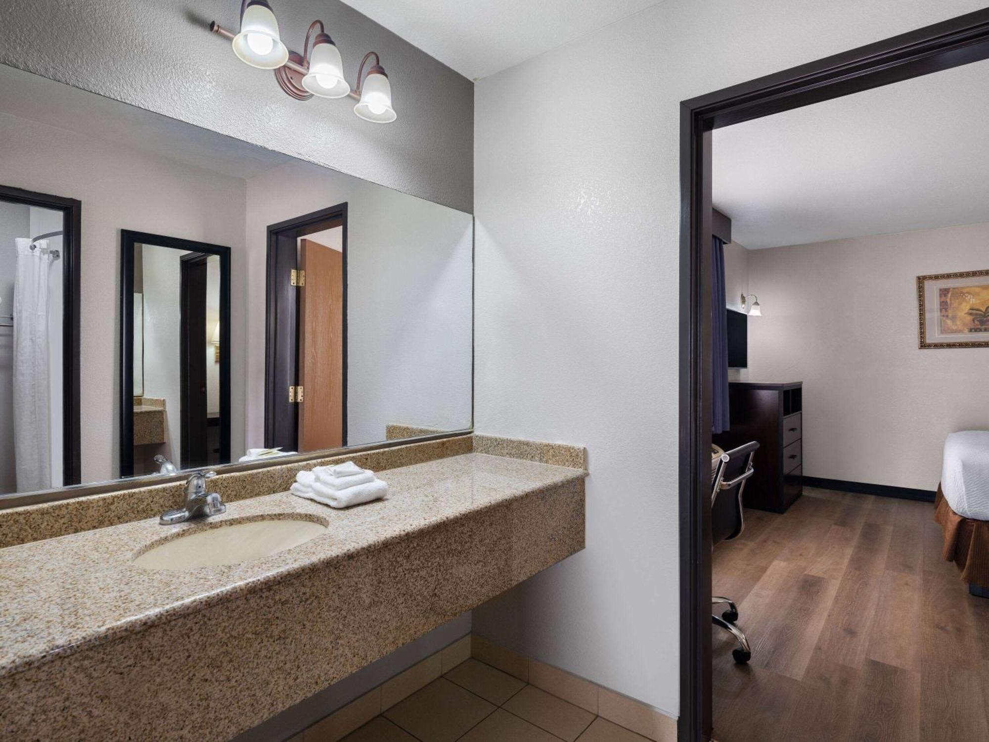 Travelodge By Wyndham Tucson Az Cortaro Zewnętrze zdjęcie